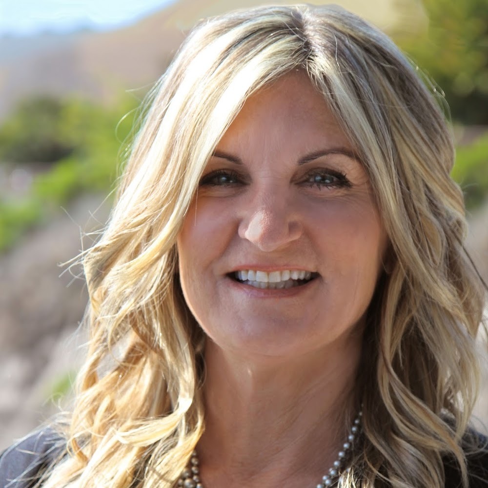 Meet your Posher, Lynn